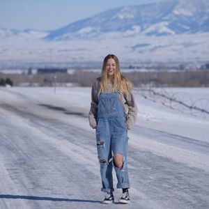 Meet your Posher, Jillian